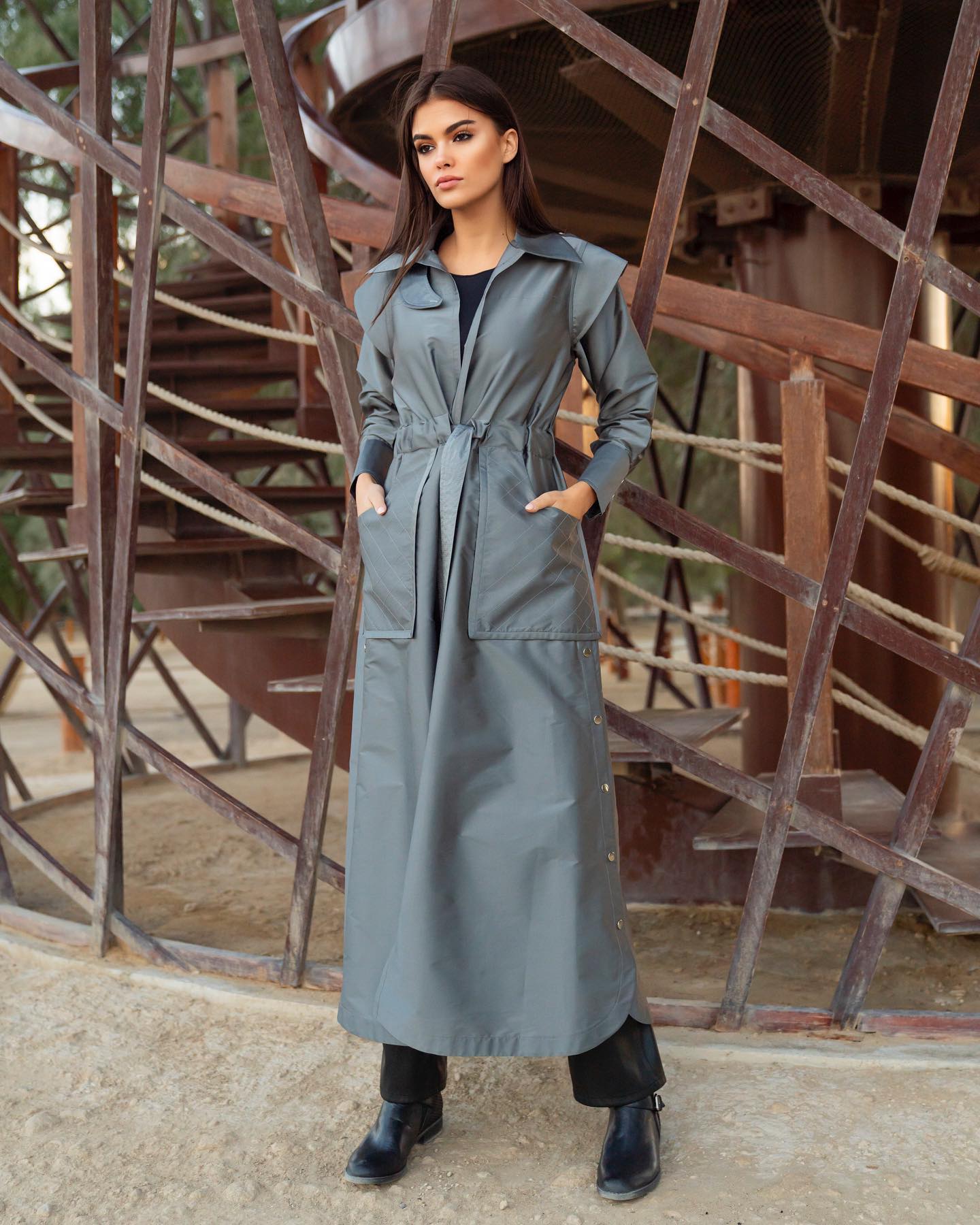 sai.abaya frame 1