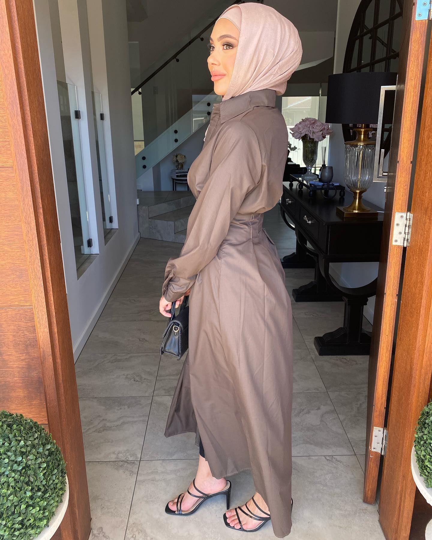 Phyre Wear - Modest Fashion frame 2