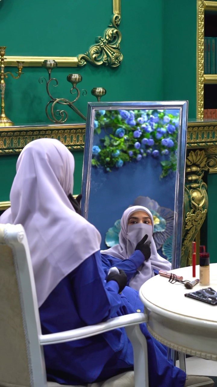BAZAR AL HAYA archive piece