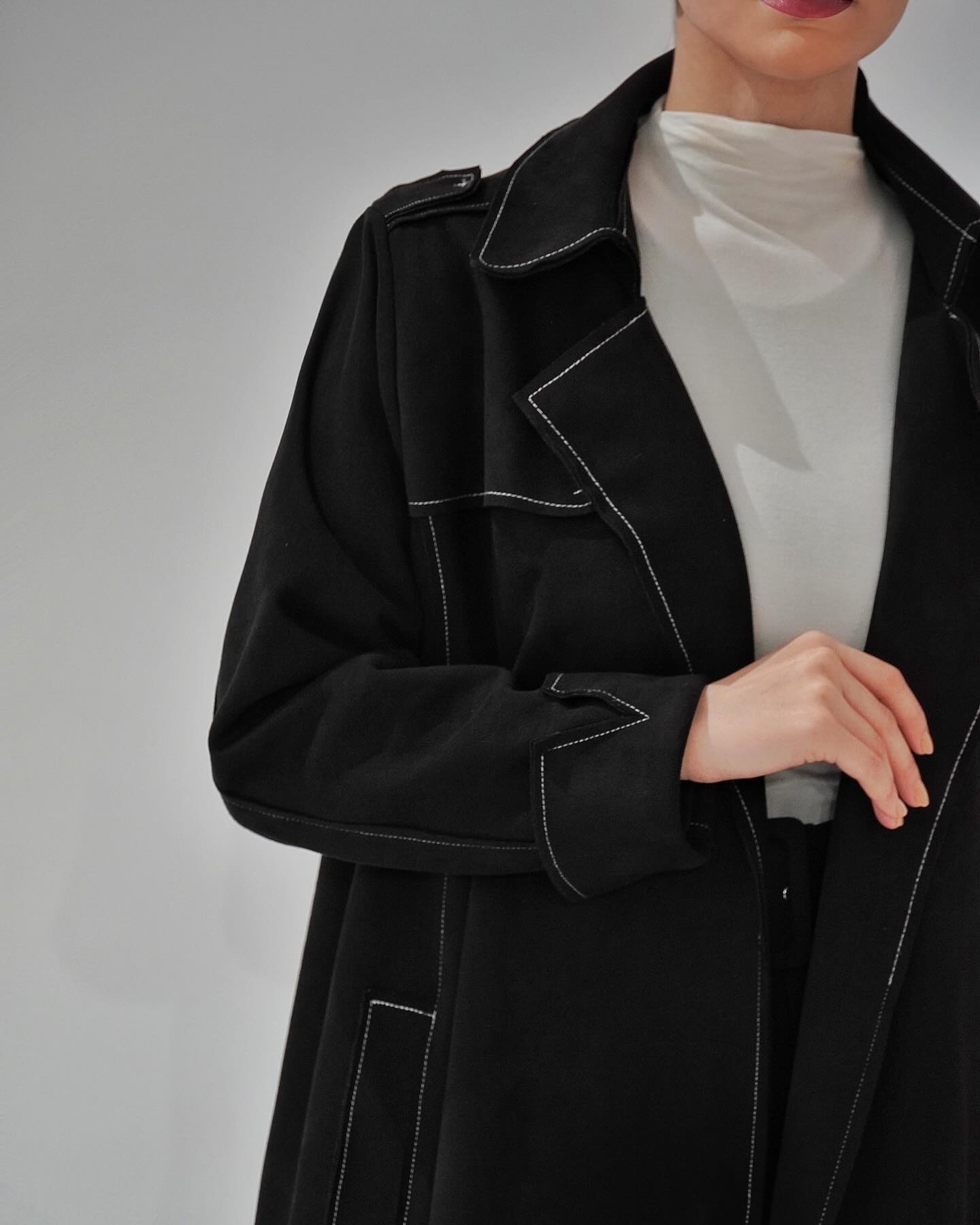 DH | Abaya line frame 3