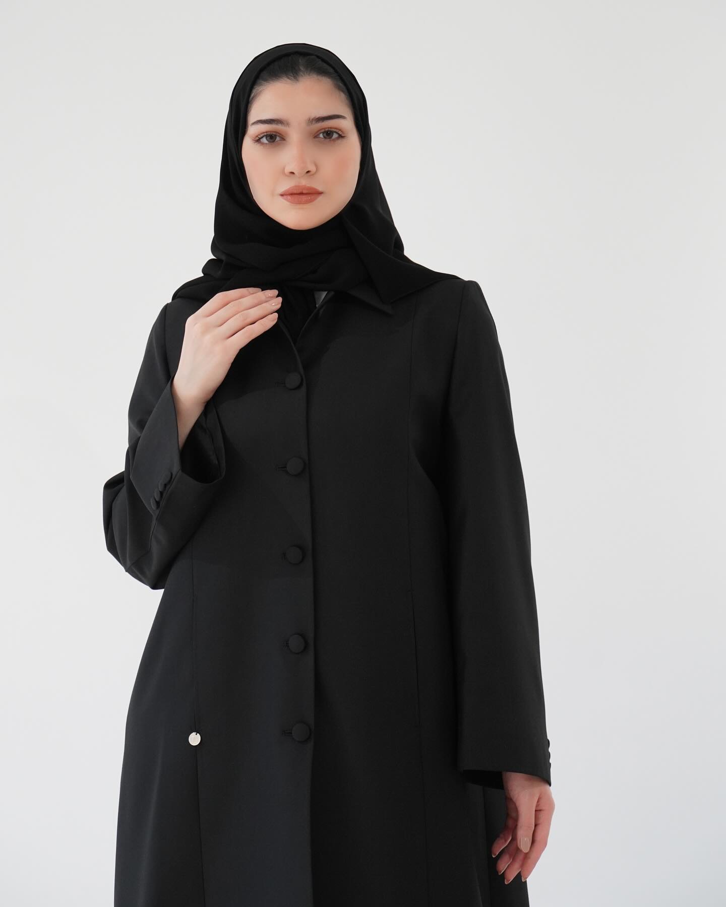 DH | Abaya line frame 2