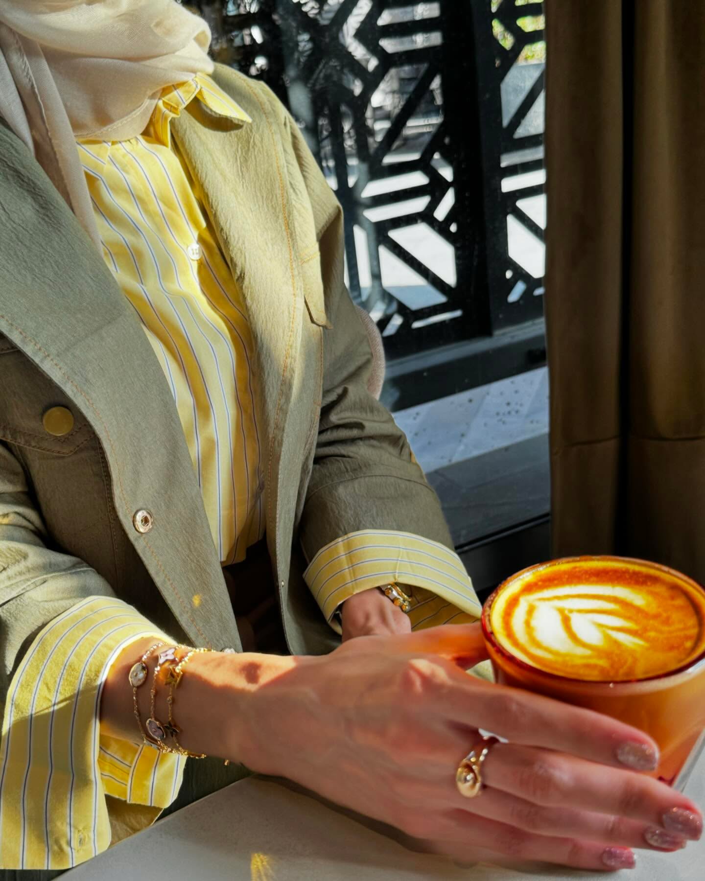 KATARA LINE - عبايات كتارا frame 2