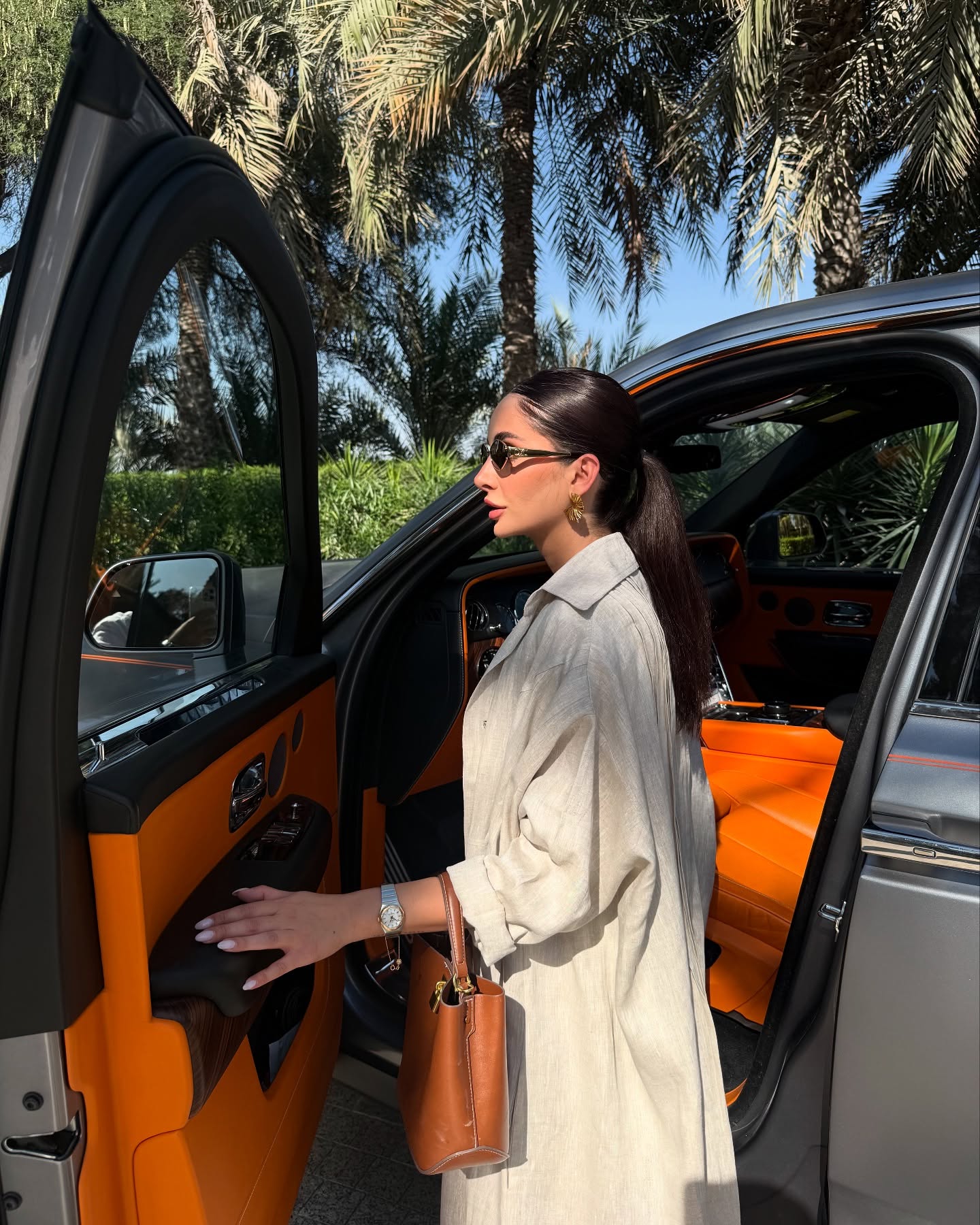AEON ABAYA  عبايات ايوُن frame 1