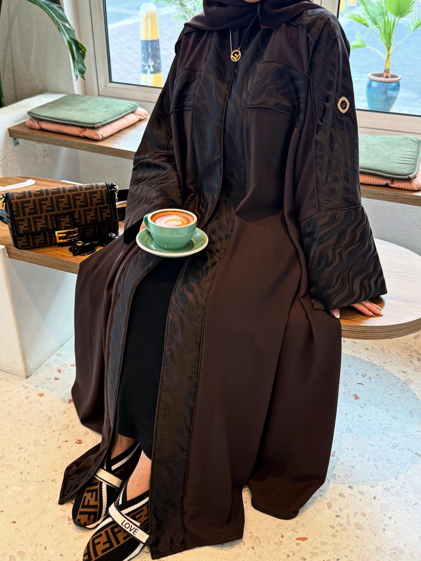 عبايات الزين frame 4