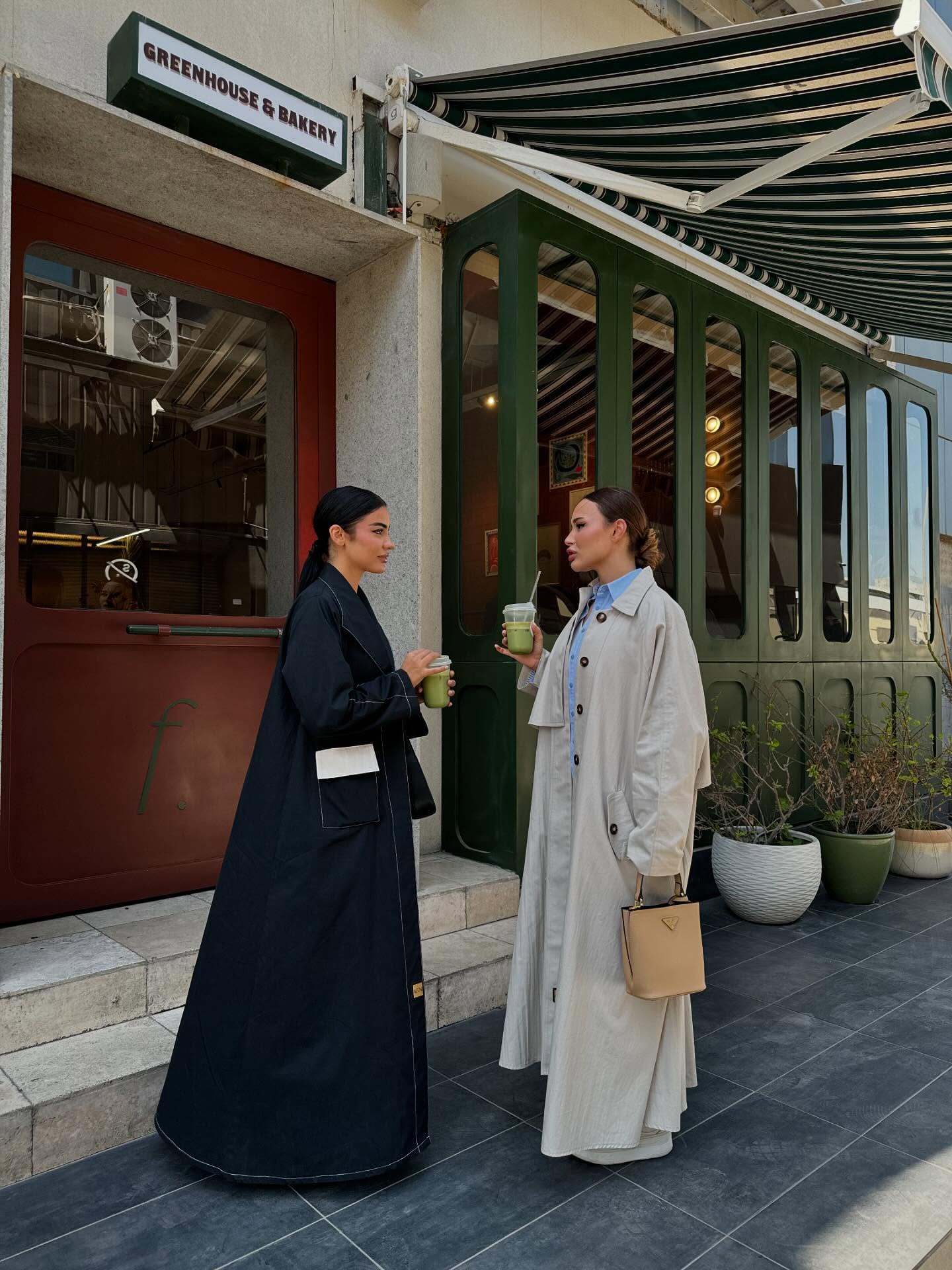 AEON ABAYA  عبايات ايوُن archive piece