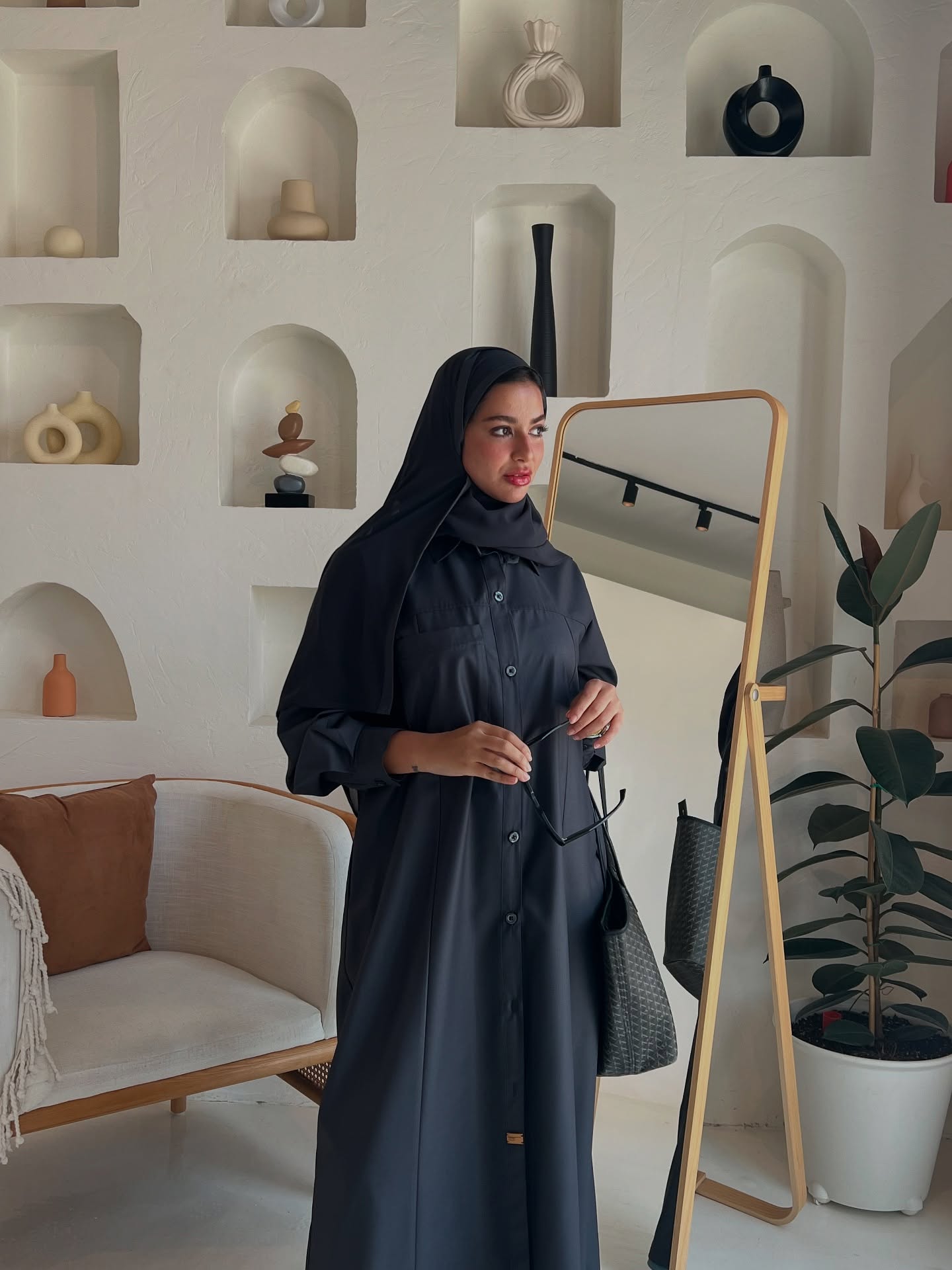 Kaafmeem | كاف ميم frame 5