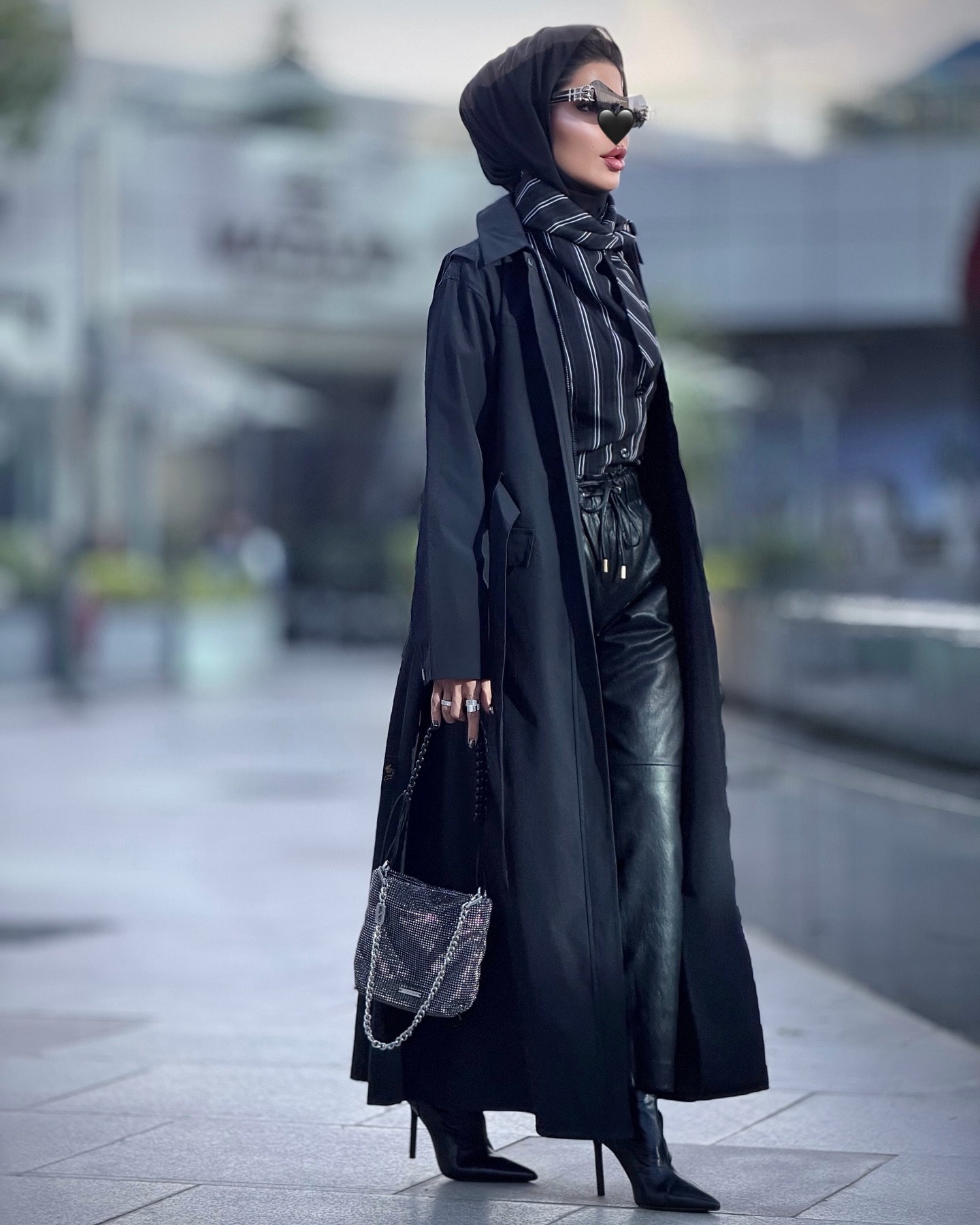 KATARA LINE - عبايات كتارا frame 2