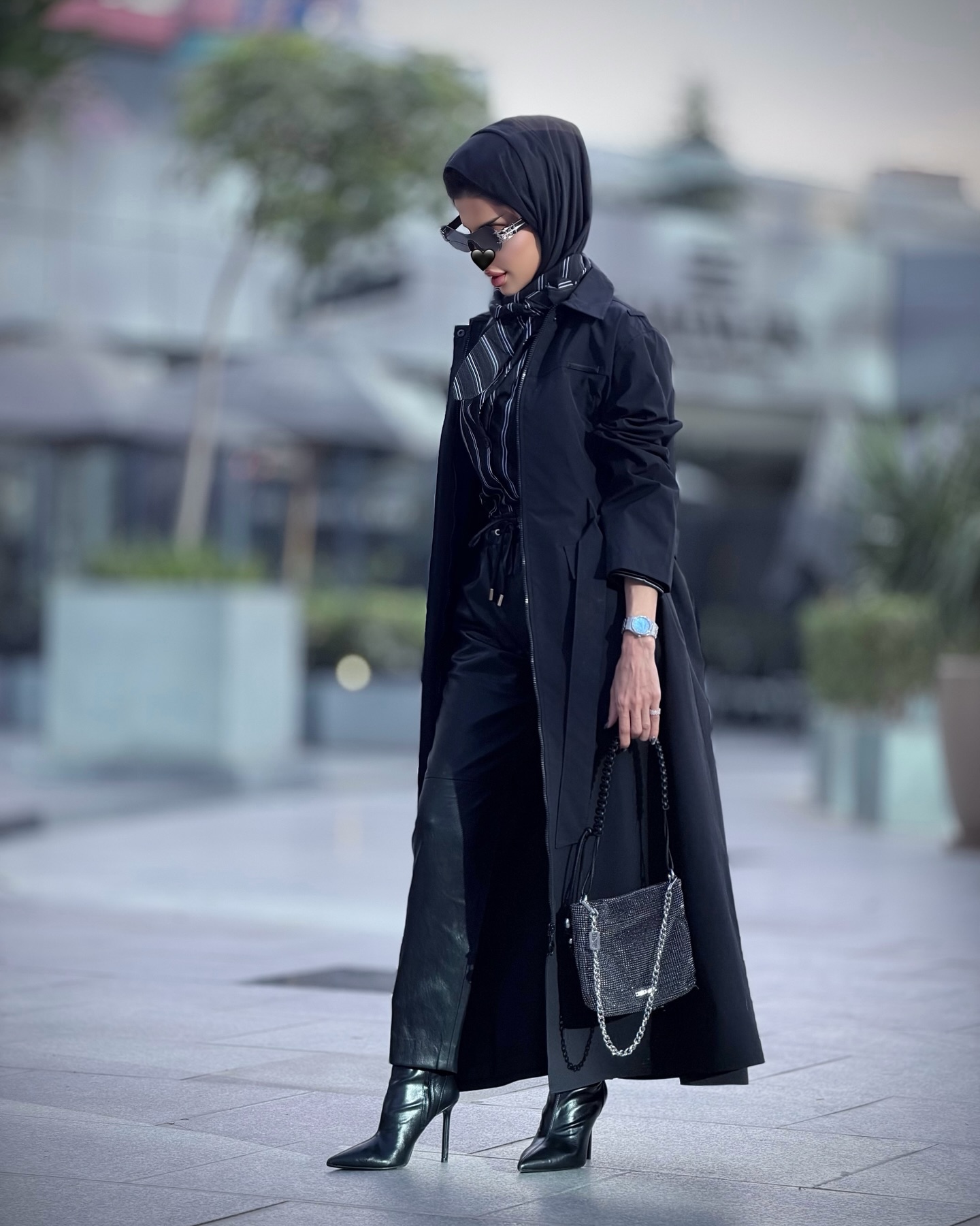 KATARA LINE - عبايات كتارا frame 4