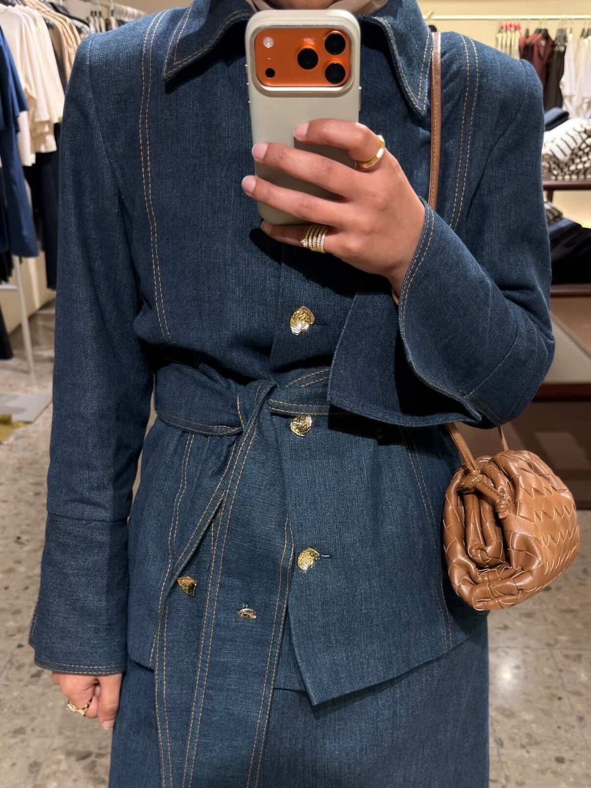 AKOYA archive piece