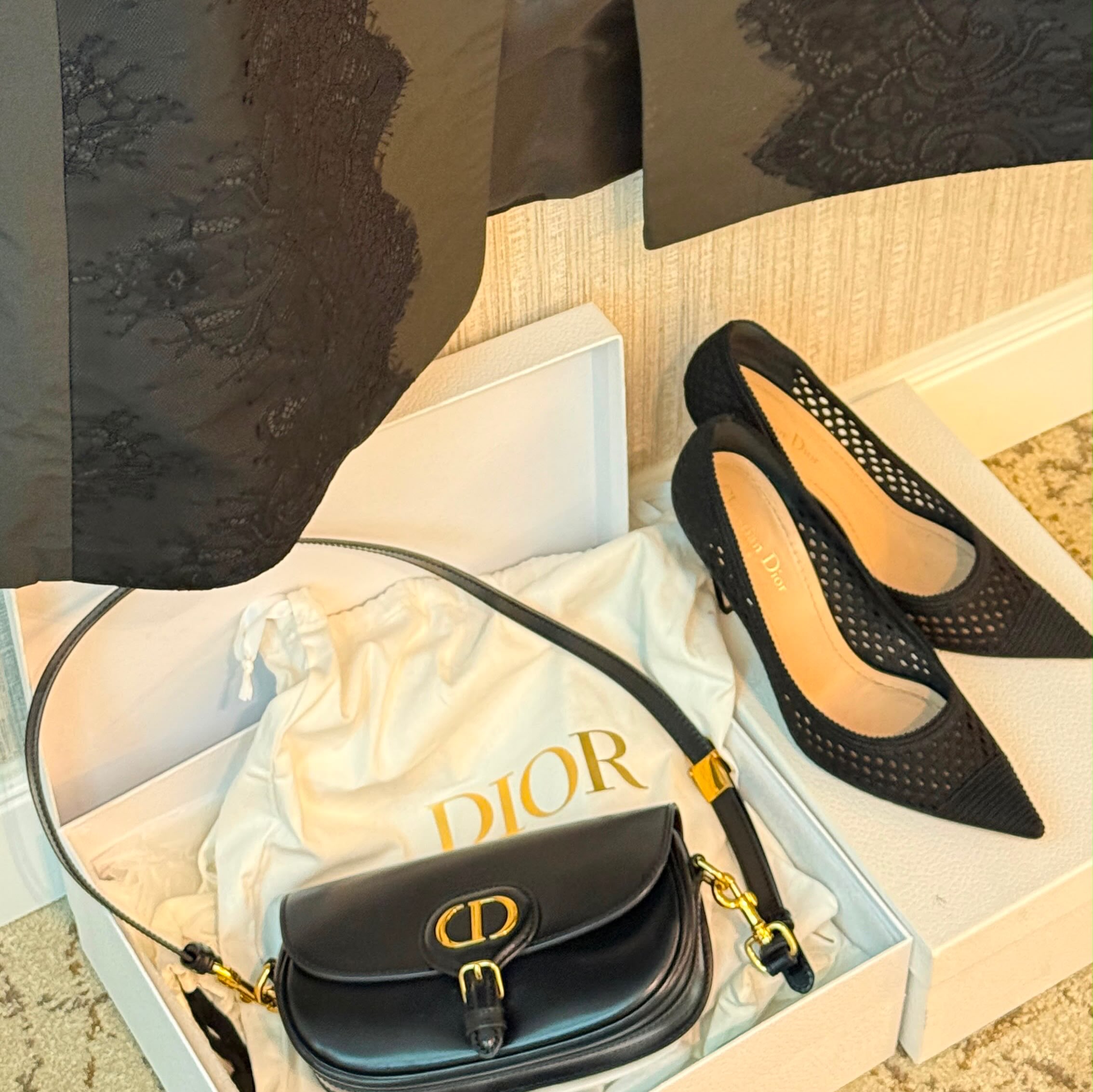 BY AMTHAL | Kuwait Abayas frame 3