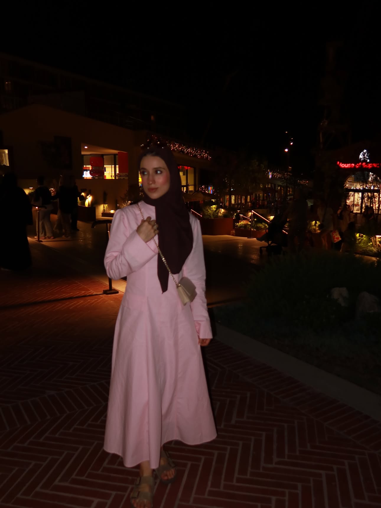 Ayşenur | Vlog & Style frame 3
