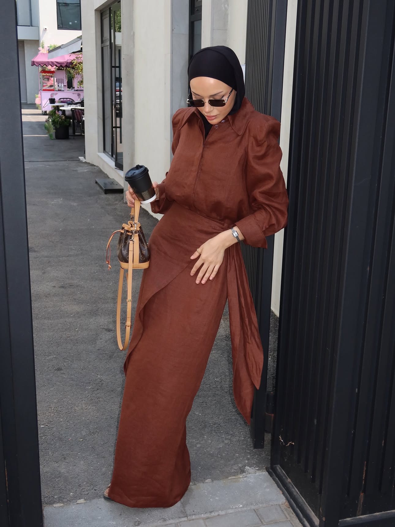NAFISA COLLECTION frame 9