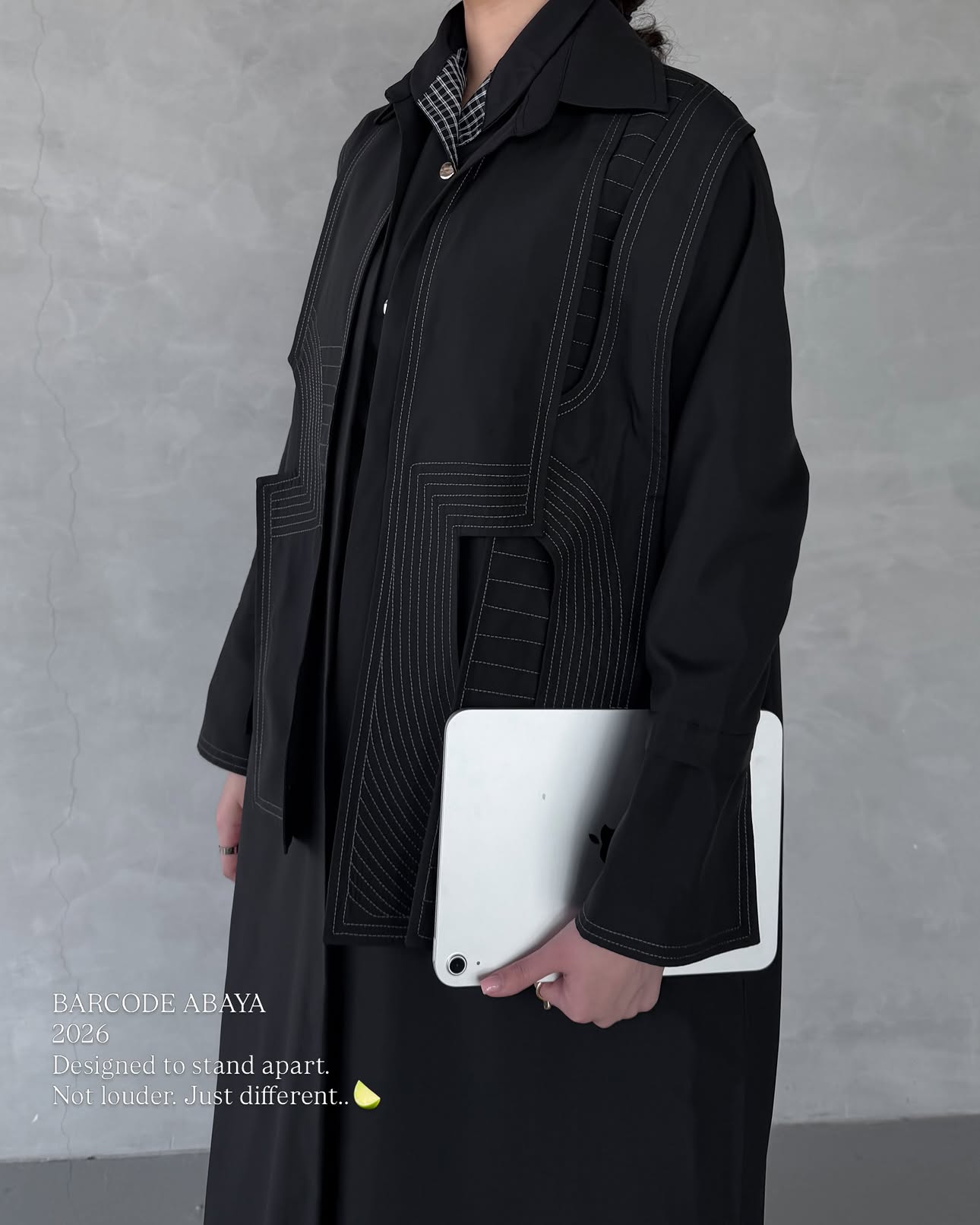Barcode abaya co. ®🇰🇼 frame 2