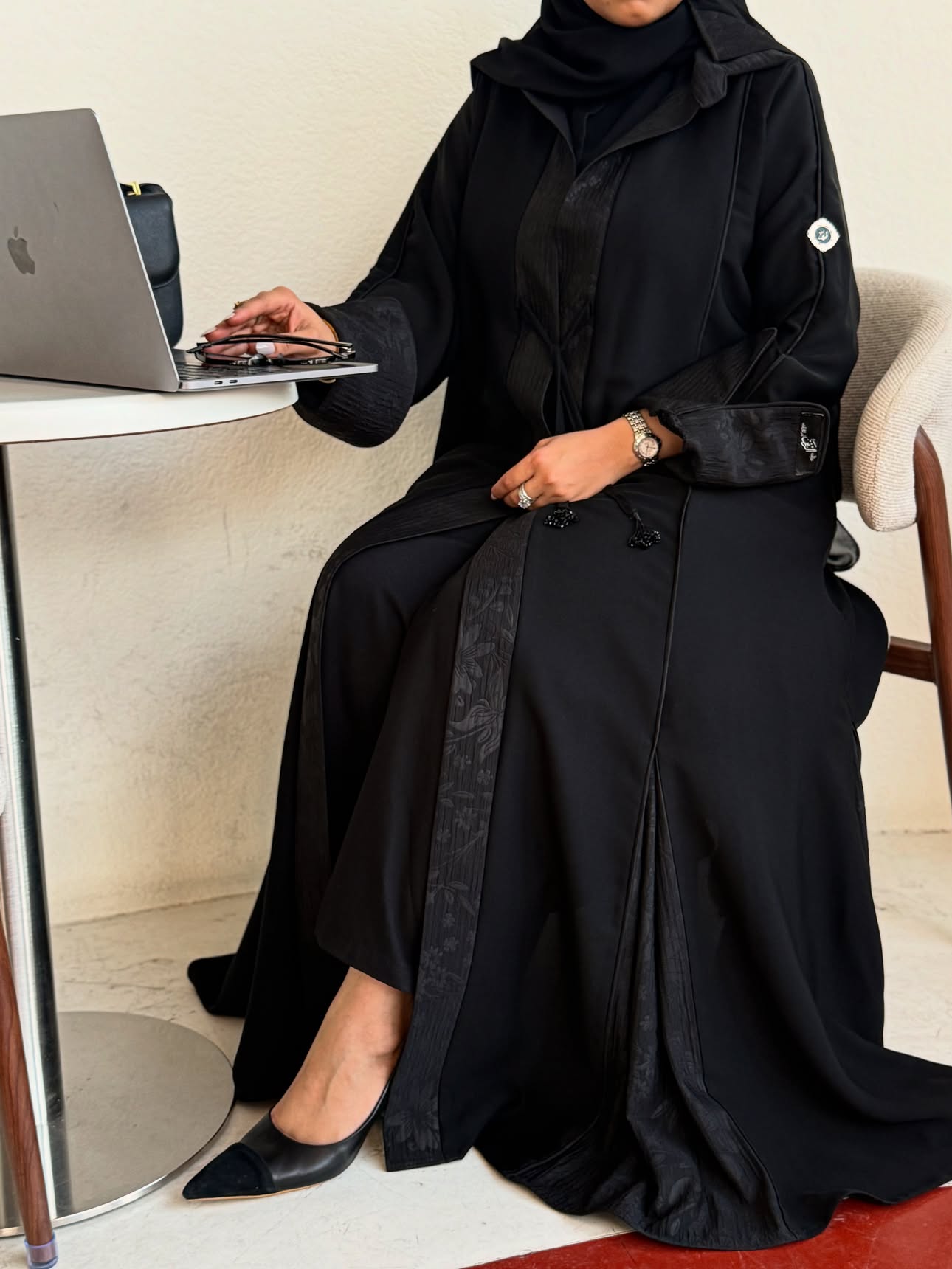 عبايات الزين archive piece